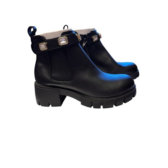 Madden NYC Women's NWT Rhinestone Chain Lug Sole Chelsea Bootie Size 8 Dressy - Picture 1 of 8